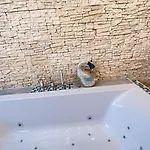 4 Sterne App Lavendel Ir-sauna Whirlpool Fitnessraum Kinderfreundlich Bikeraum Apartamento *